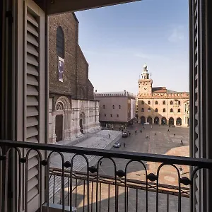 Urbanicooh Asinelli - Balcony On Piazza Maggiore Appartamento